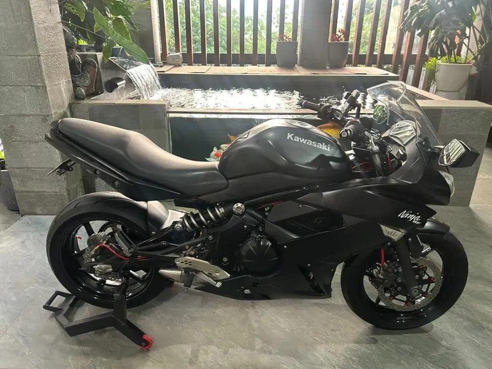 Kawasaki ER 6 R