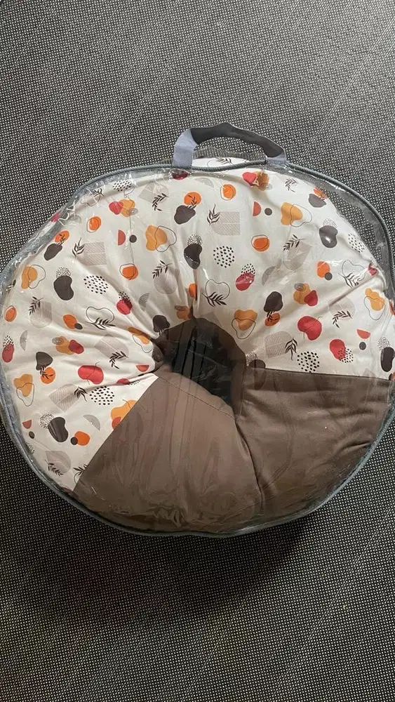Bantal Menyusui Bayi Whimsy Series By Moms Baby