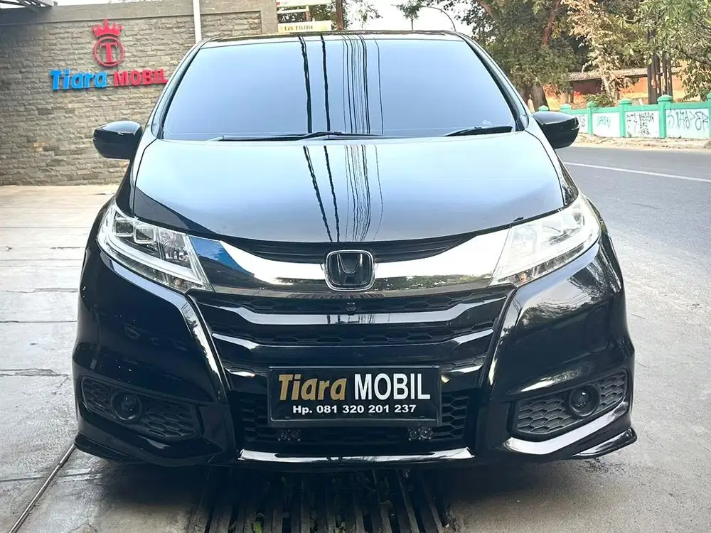 Honda Odyssey 2.4 E Prestige CVT Automatic Th 2016