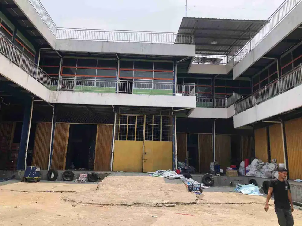 Dijual dengan Harga Bagus Gudang di Flamboyan Cengkareng Jakarta Barat