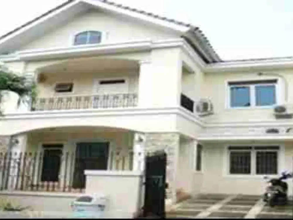 BELI RUMAH JADI PASSIVE INCOME, RUMAH KOST DI ANGGREK LOKA BSD