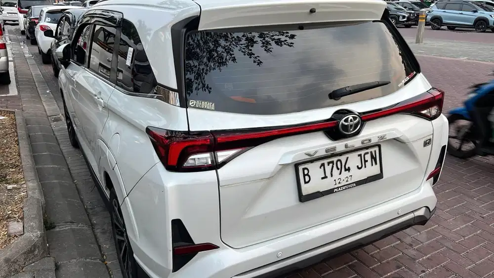 TOYOTA VELOZ 1.5 Q CVT BENSIN NON TSS 2022 PUTIH 2023 KM50RB RECORD