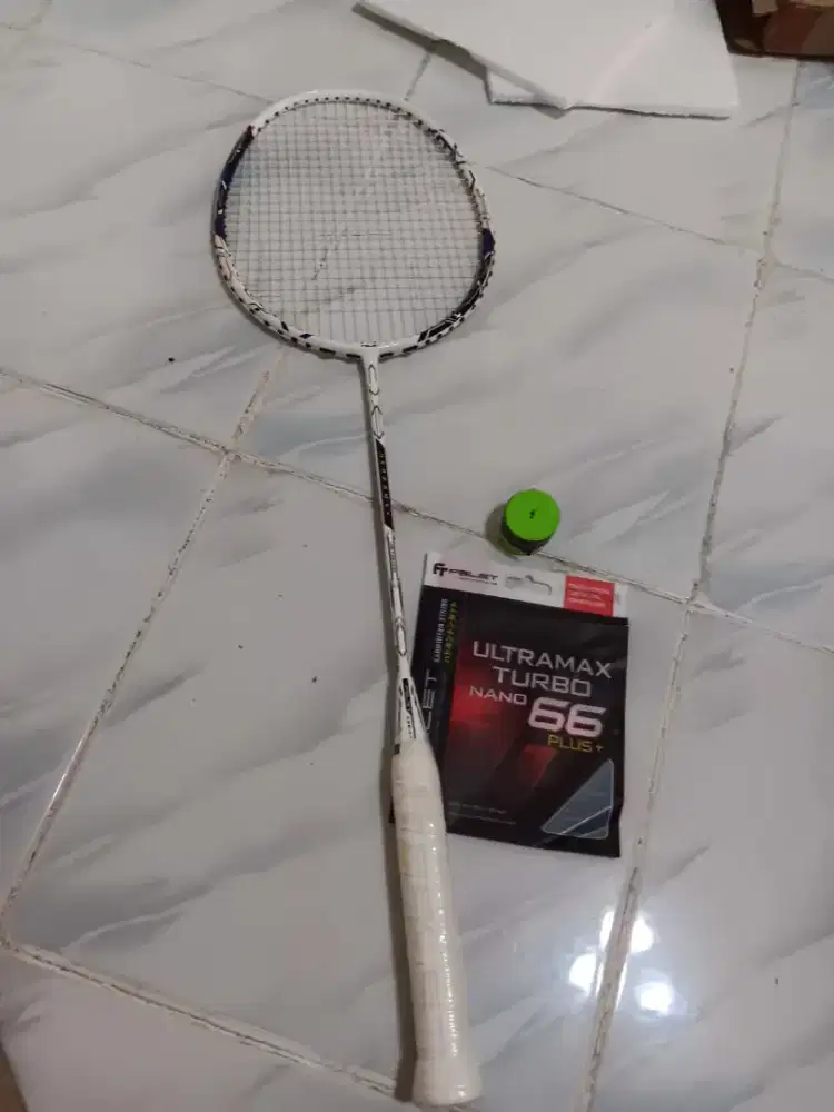Raket Felet Hypermax White Black
