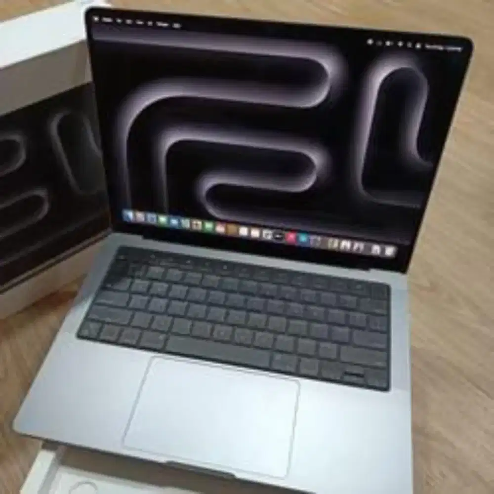 macbook pro m3 pro 14 inch 2023 18/512 ssd