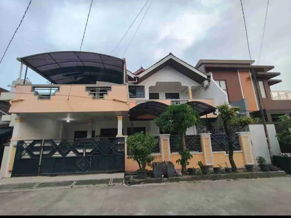 rumah 2 lantai siap huni di tytyan kencana bekasi dekat sumarecon