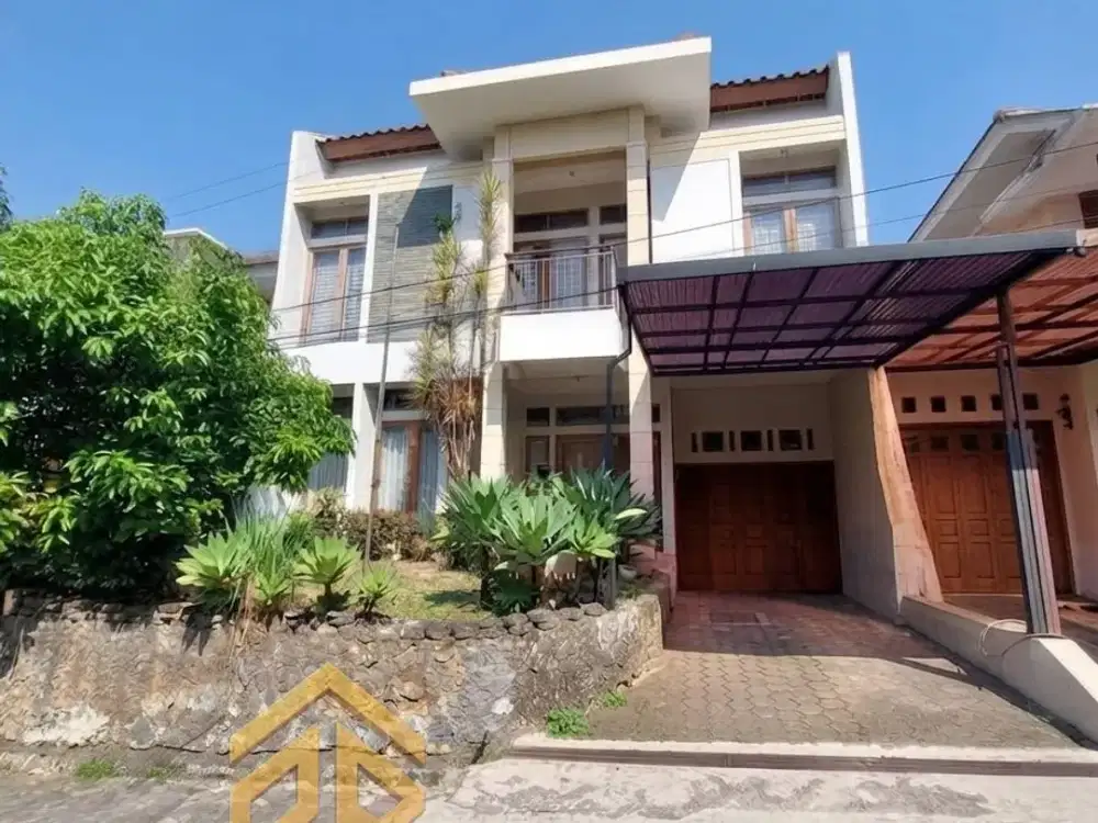 RUMAH SIAP HUNI DIJUAL MURAH DI CIGADUNG Cibeunying Dago Bandung Lingkungan Nyaman Udara Sejuk