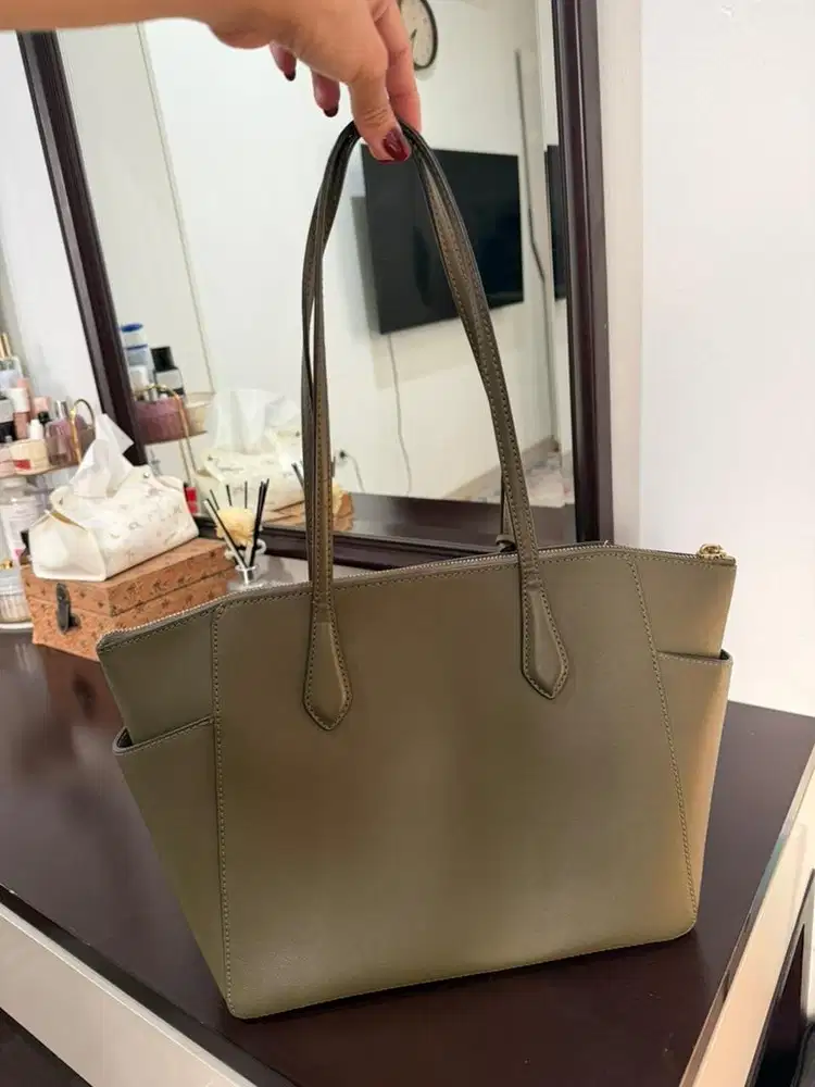 Michael kors tote bag