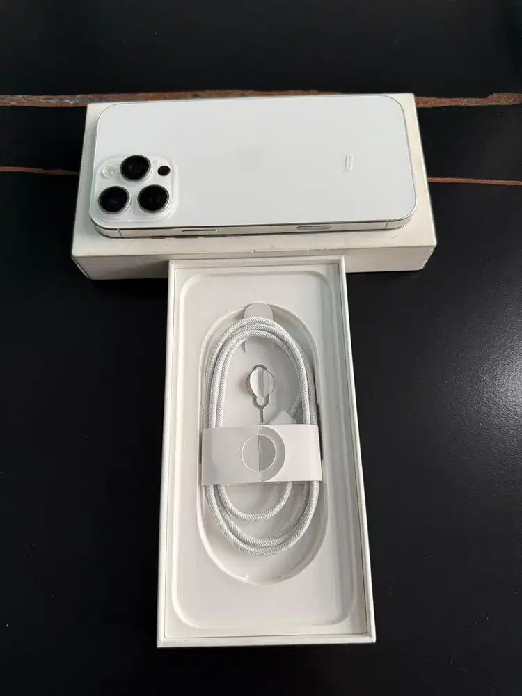 Iphone 16 Promax 512gb IBOX baru sebulan