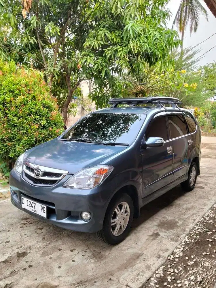 Daihatsu Xenia 2010 Bensin