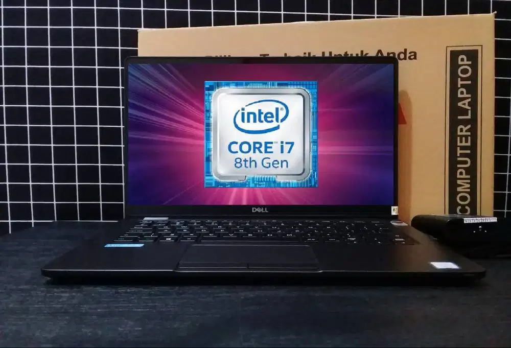 Laptop Core i7 TouchScreen Fulzet mulus segel all normal