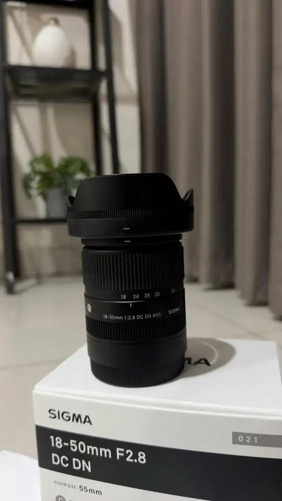 SIGMA 18-50mm F2.8 DC DN Contemporary Sony E