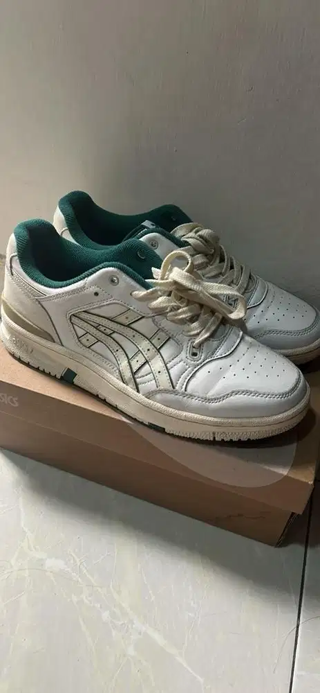 Sepatu asics Ex 89 size 42