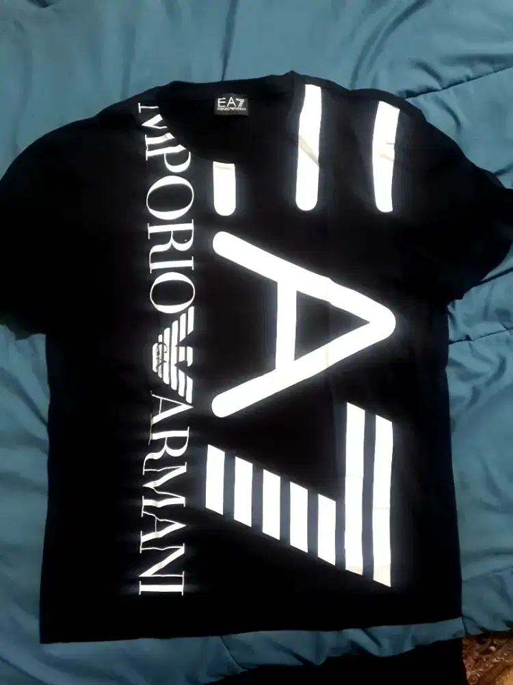 Emporio armani tshirt authentic