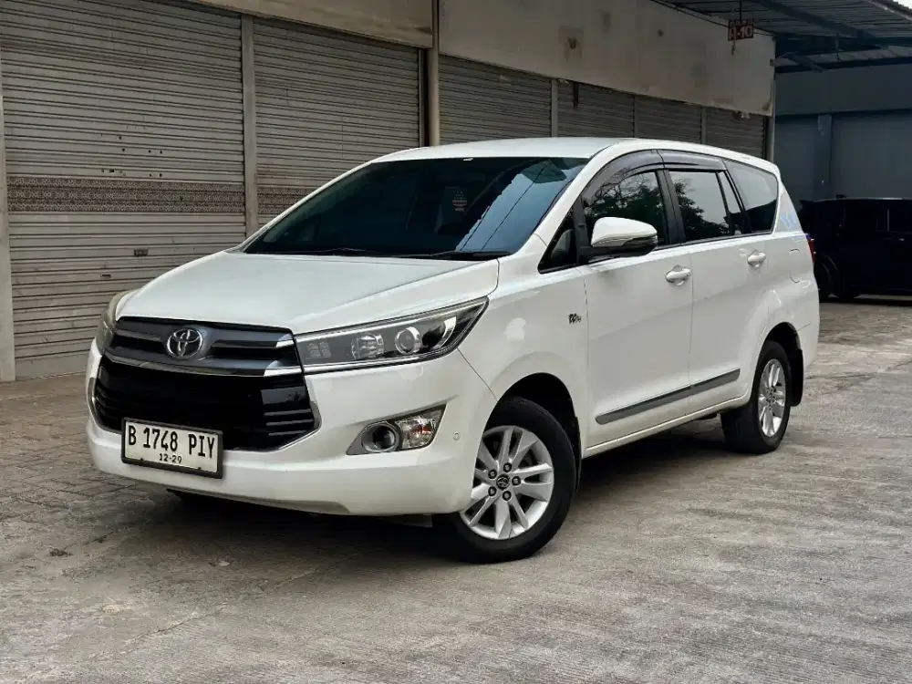 TOYOTA INNOVA V 2.0 AT 2017 PUTIH