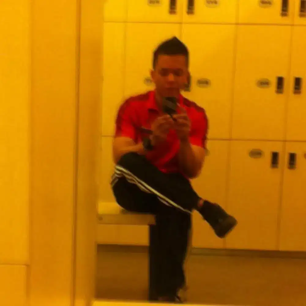 PERSONAL TRAINER