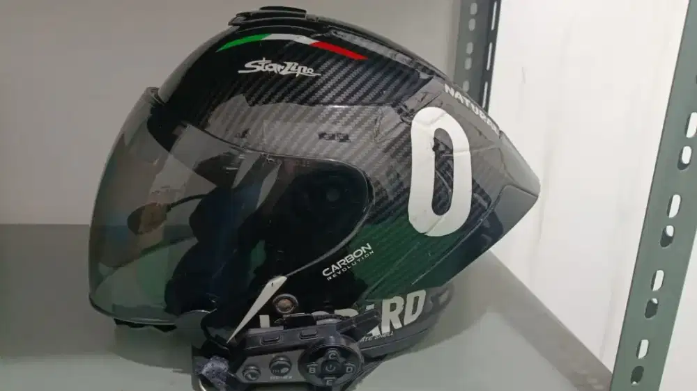 Helm js armor carbon + intercome D2 5x
