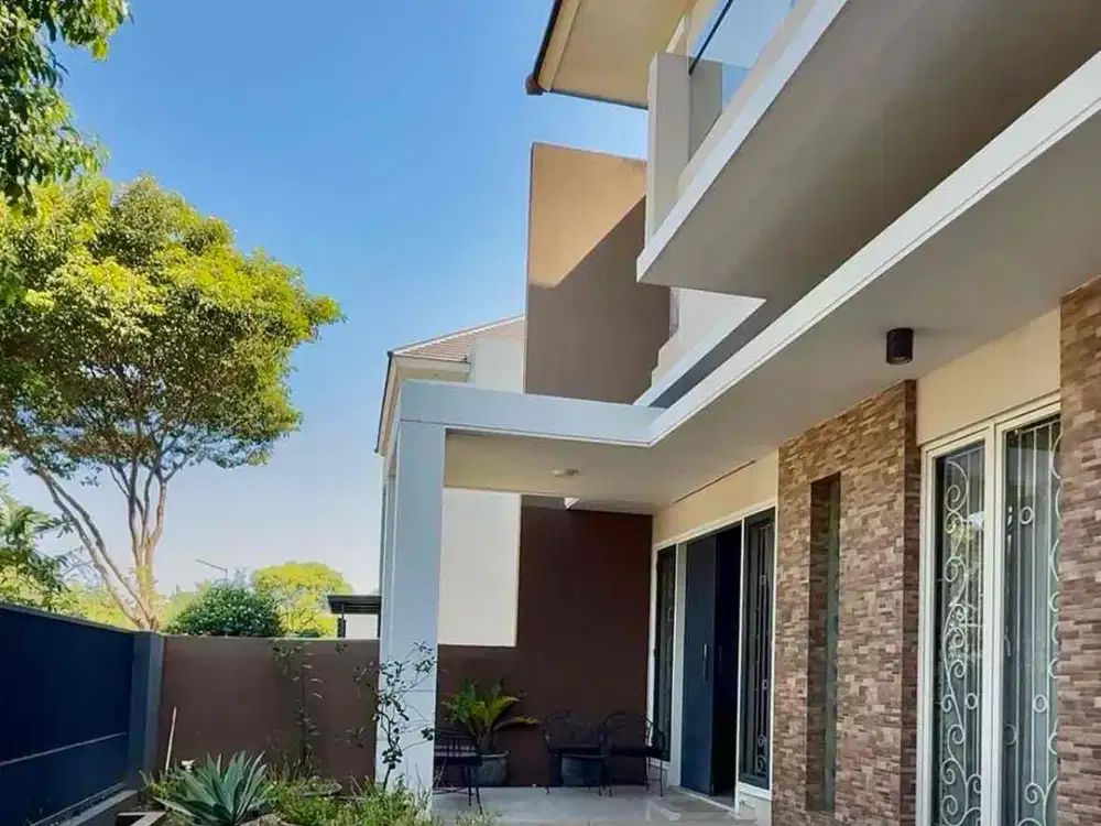FOR SALE RUMAH MINIMALIS 2 Lantai 12x22 EAST EMERALD MANSION CITRALAND SURABAYA
