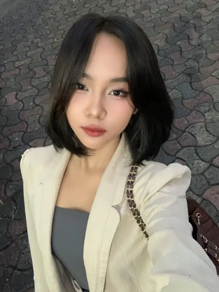 hallo saya sedang mencari pekerjaan