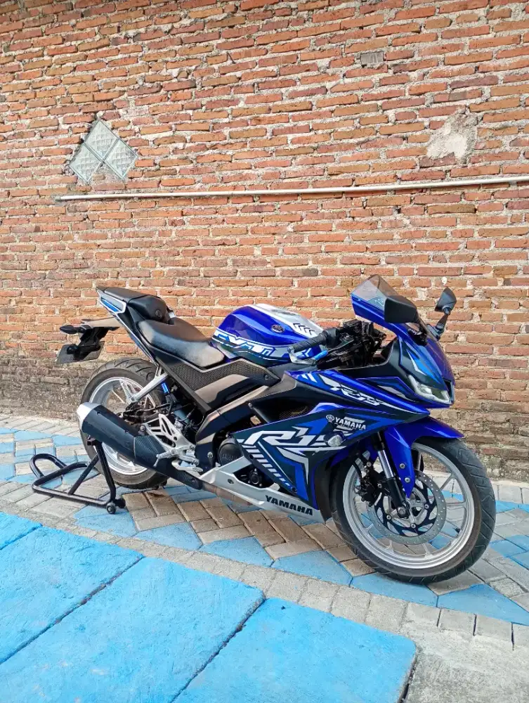 JUAL R15 V3 2017