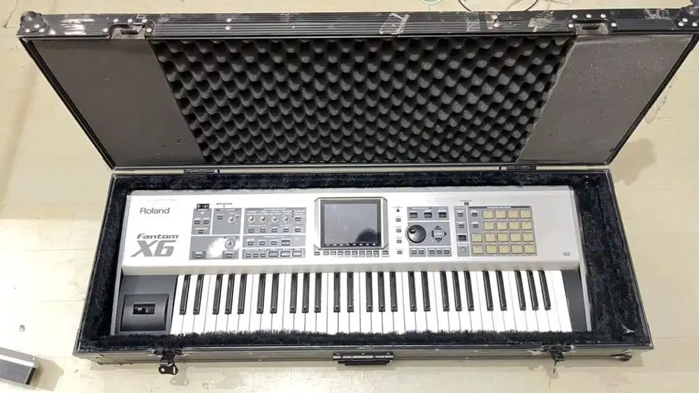 roland fantom X6