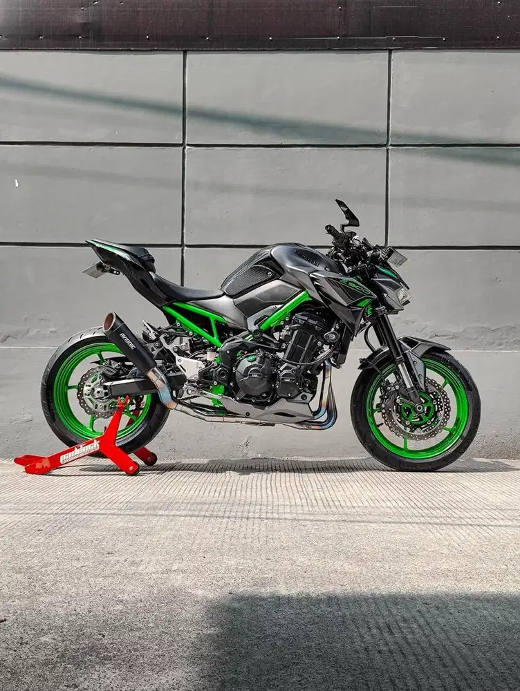 Kawasaki Z900 ABS tahun 2024 Very Low Odo Mulus TT FP Like New