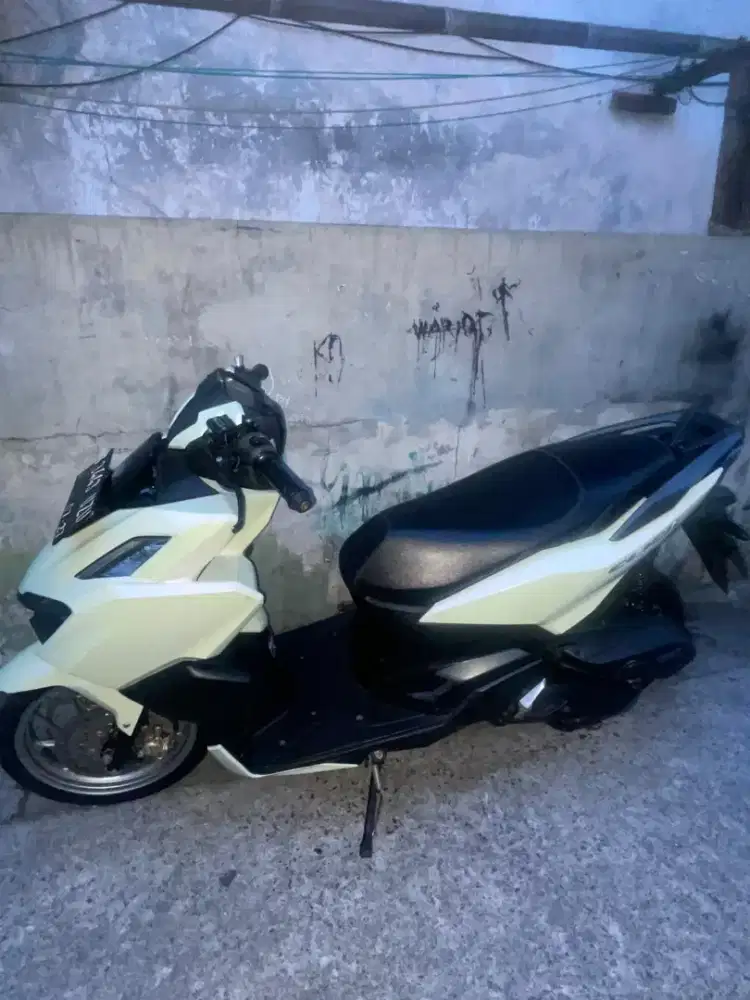 Jual Motor Vario 160 ABS