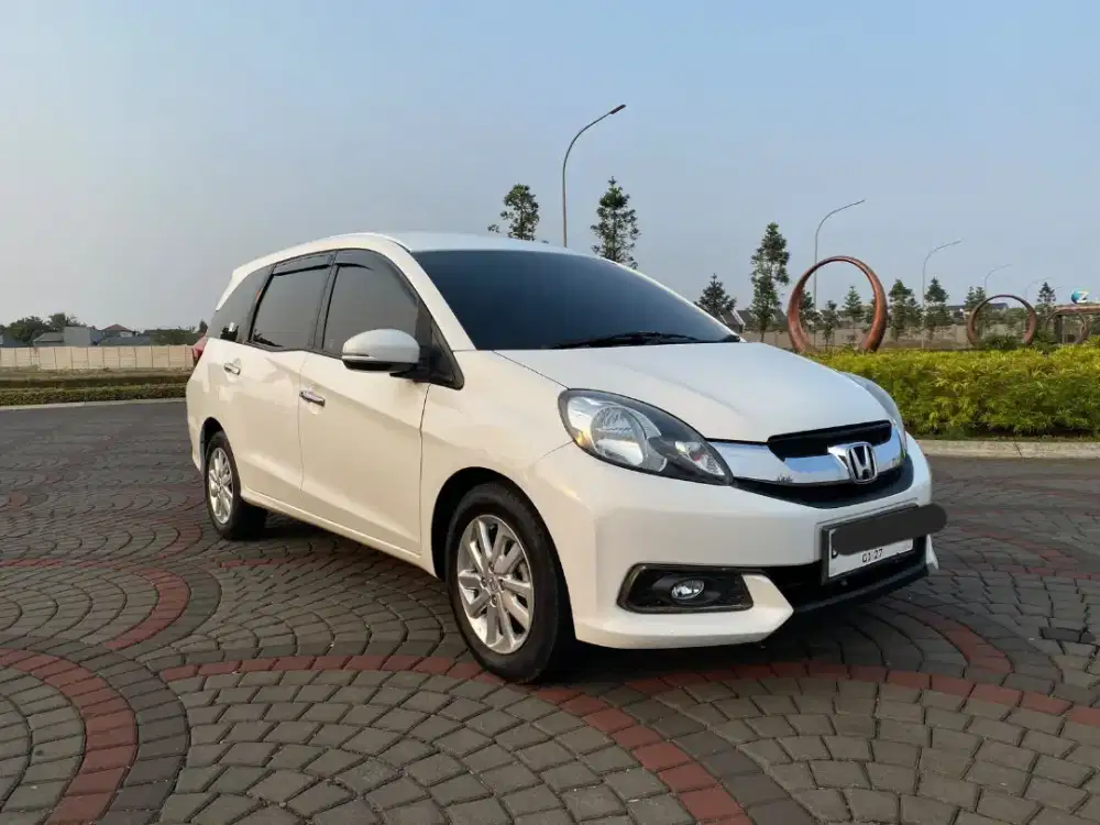 Honda Mobilio E CVT 2016 Putih Istimewa Siap Pakai TDP 12jt Siap Pakai