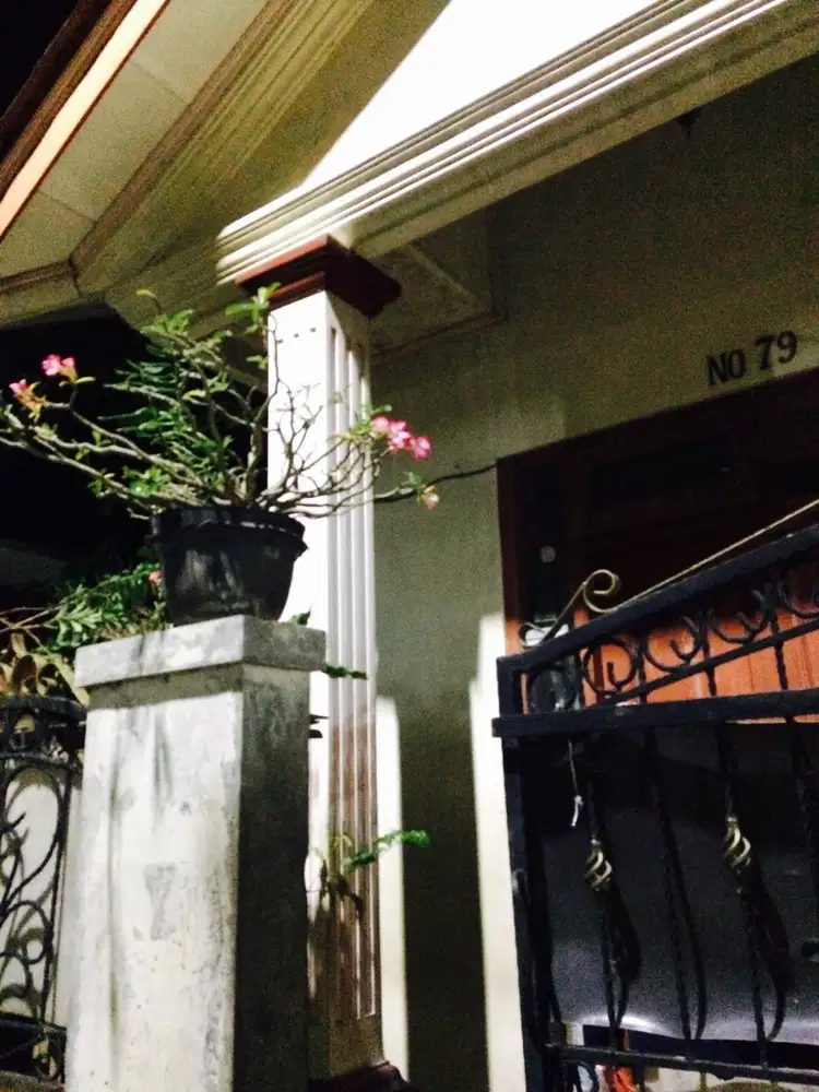 RUMAH 3 KAMAR DISEWAKAN 100 M DR STASIUN KALIDERES, TERMINAL, SEKOLAH