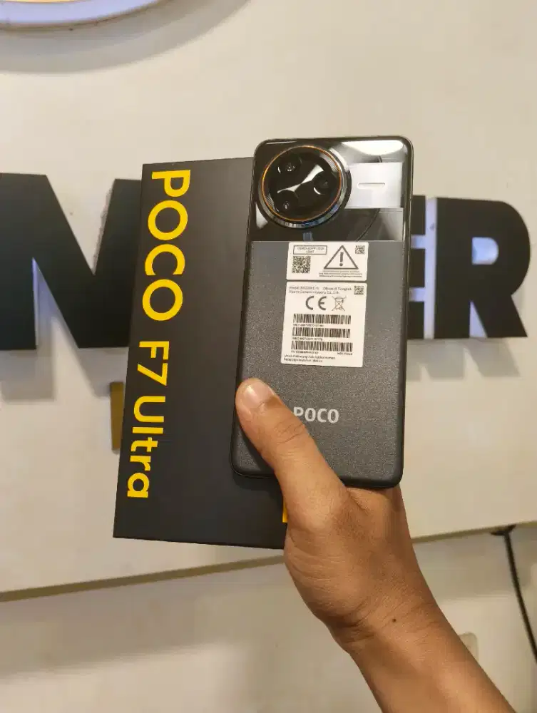 Jual Poco F7 Ultra Second Ram 12/256Gb Likenew Fullset Garansi Panjang