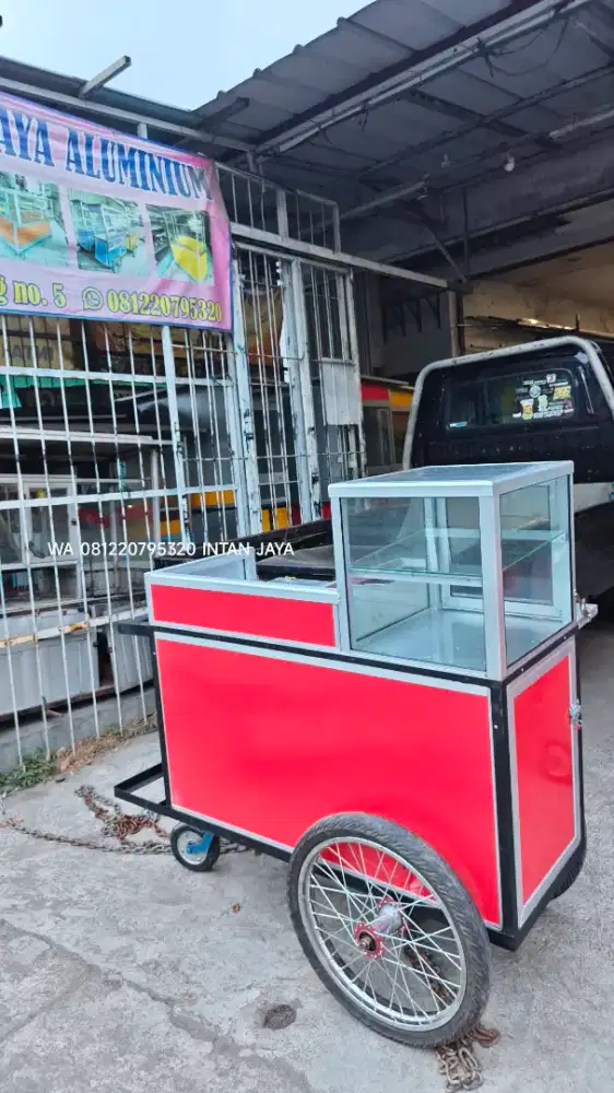 Gerobak  roda cilok bakso ikan cuanci