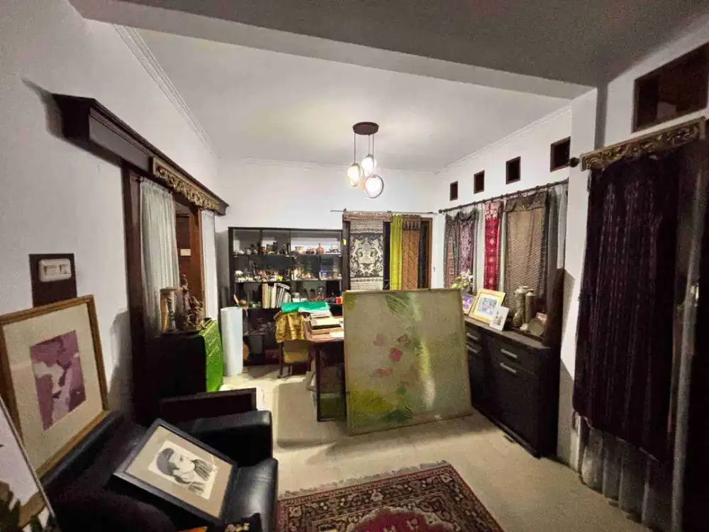 Rumah Lama Terawat Turangga Belakang Horison Bandung