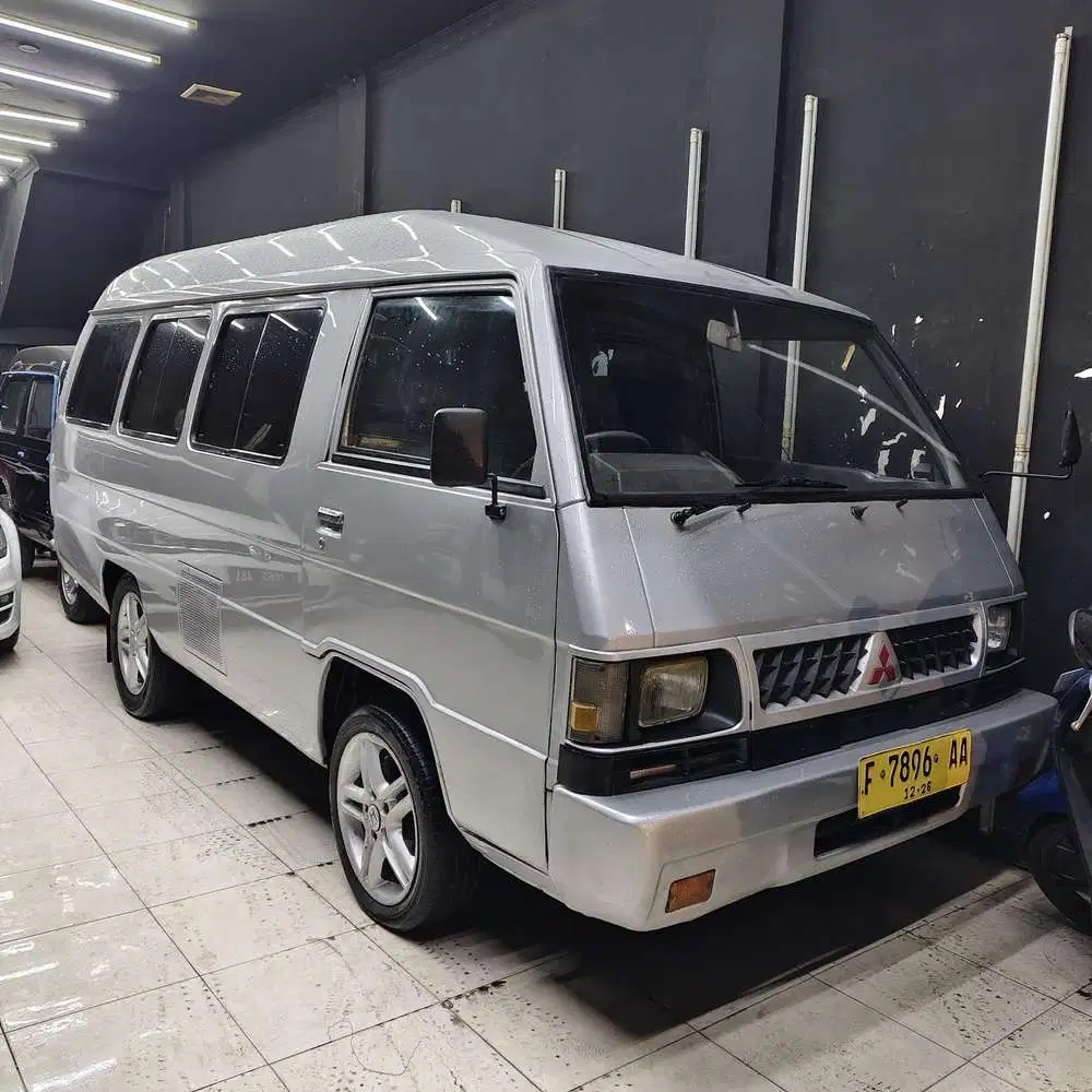 Mitsubishi Colt L300 2009 Diesel