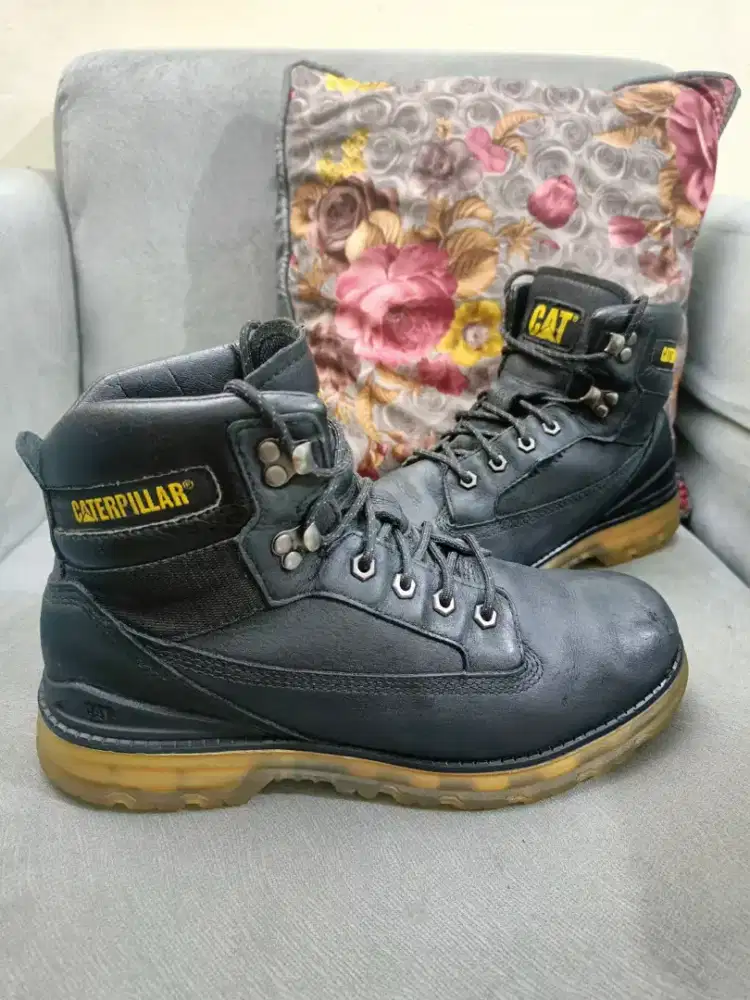 Sepatu Caterpillar Original Size 42 Not Timberland Redwing Dr Martens