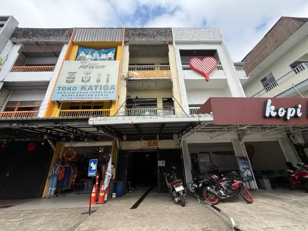 Ruko Strategis Jalan Gajahmada Pontianak