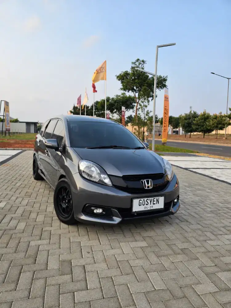 MOBILIO E CVT 2014 SIAP PAKAI