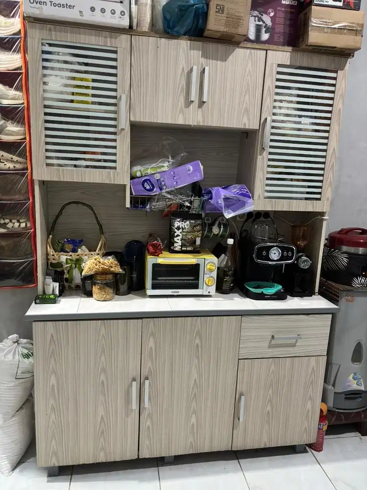 Kitchen kabinet