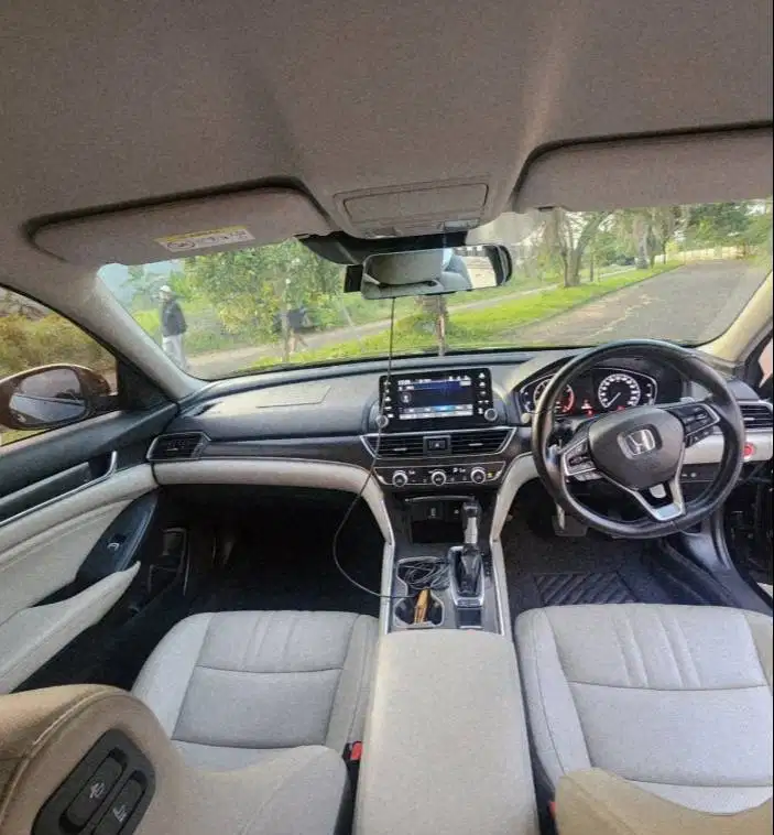 Honda Accord VTI-L HS