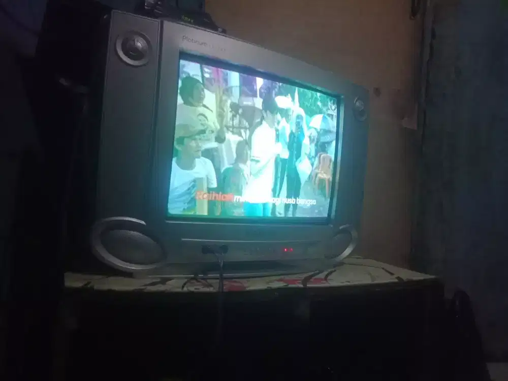 Di jual Tv multimax