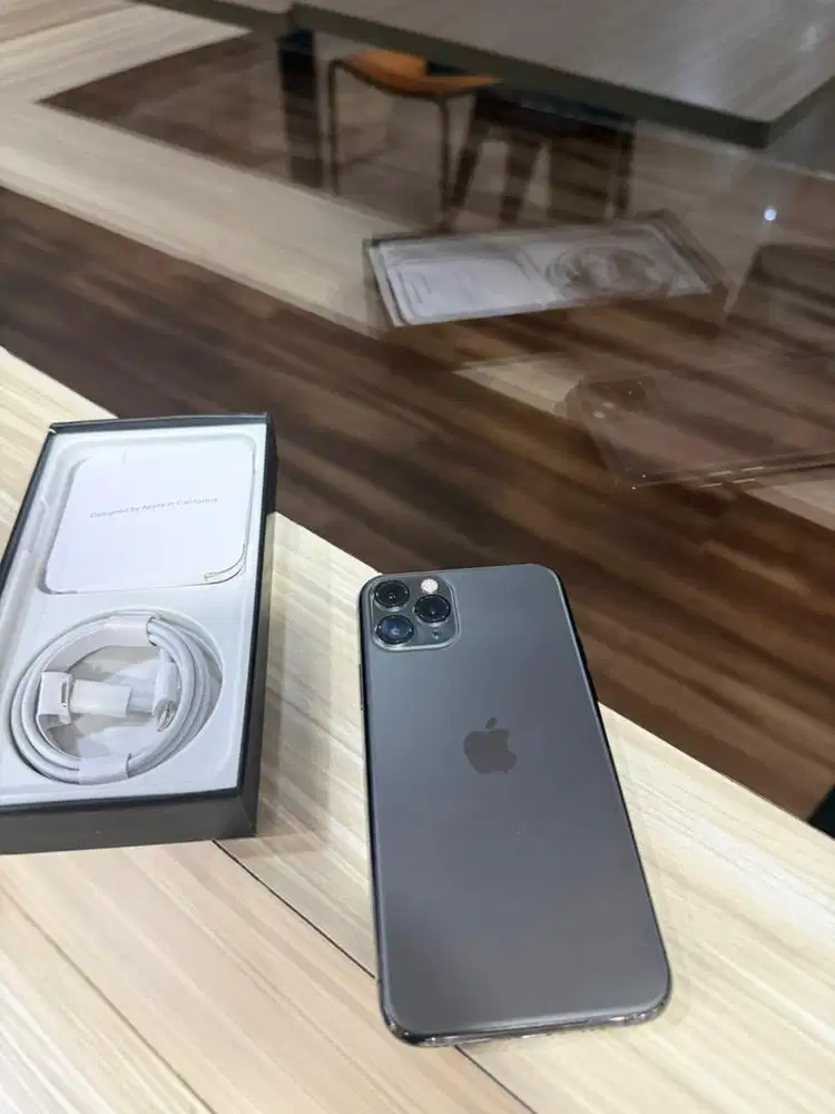 iphone 11 pro 256gb ini adalah baru