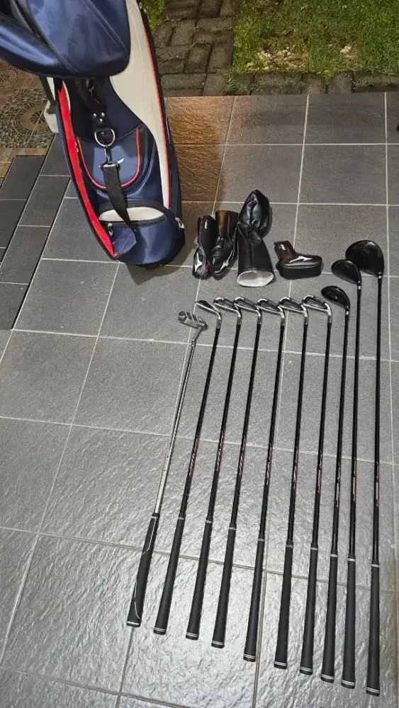 Set Mizuno RV8 + tas
