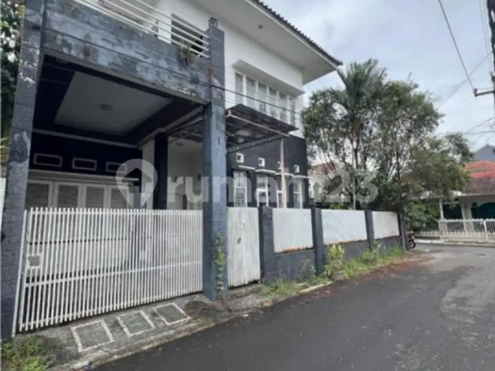 Dijual Rumah Lux 3 Lantai Dibawah Harga NJOP di Margahayu Raya Bandung