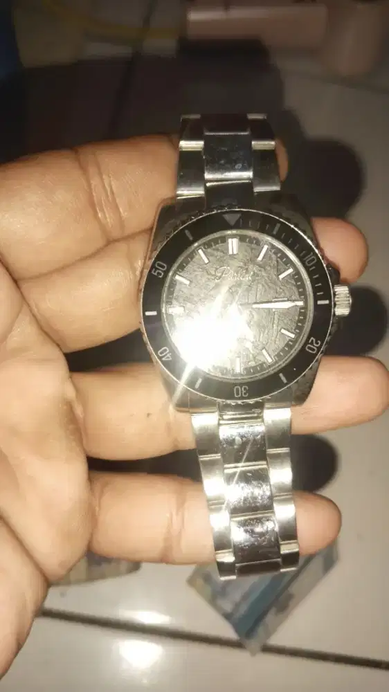 Jam tangan parlen