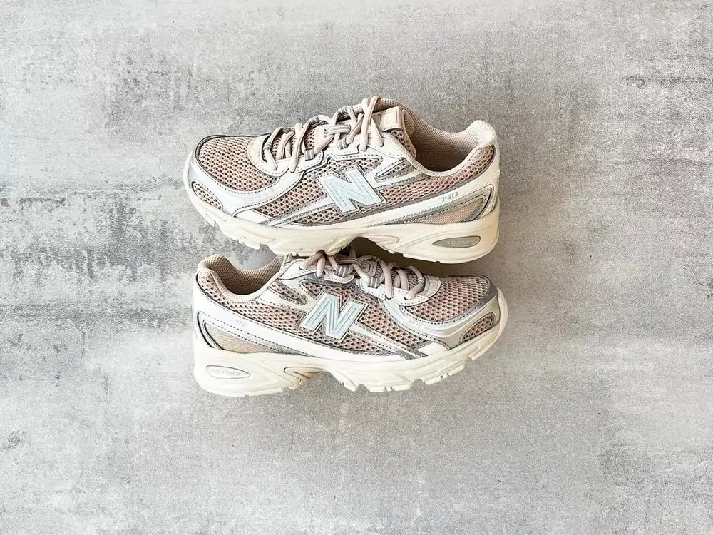SEPATU NEW BALANCE 740 BEIGE NEW 37,5
