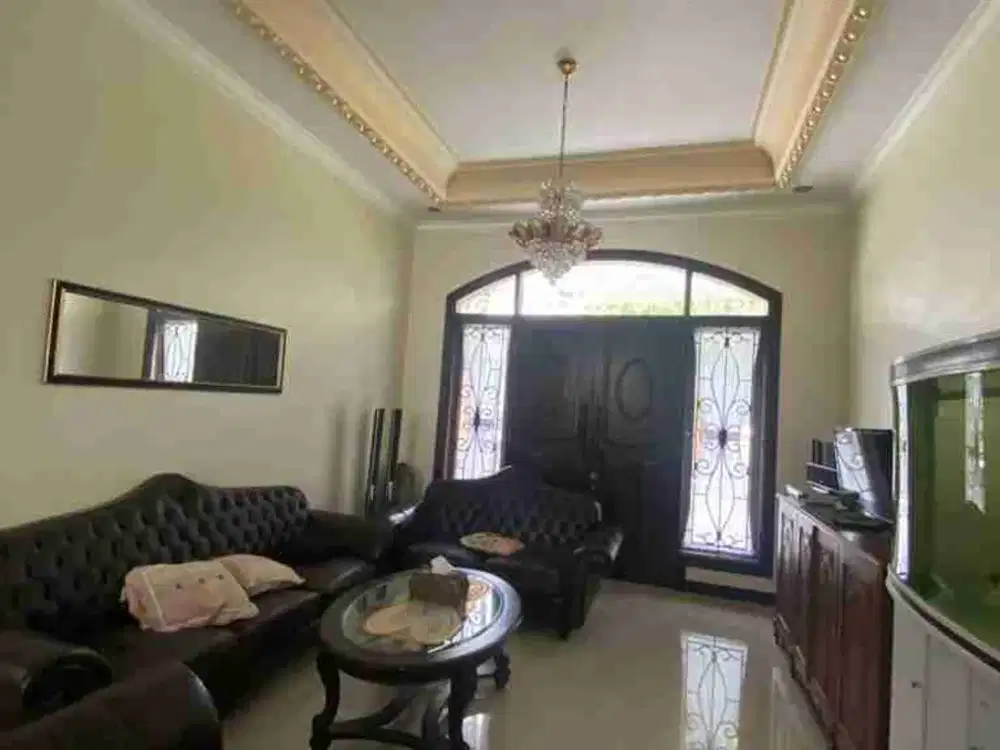 Dijual rumah classic