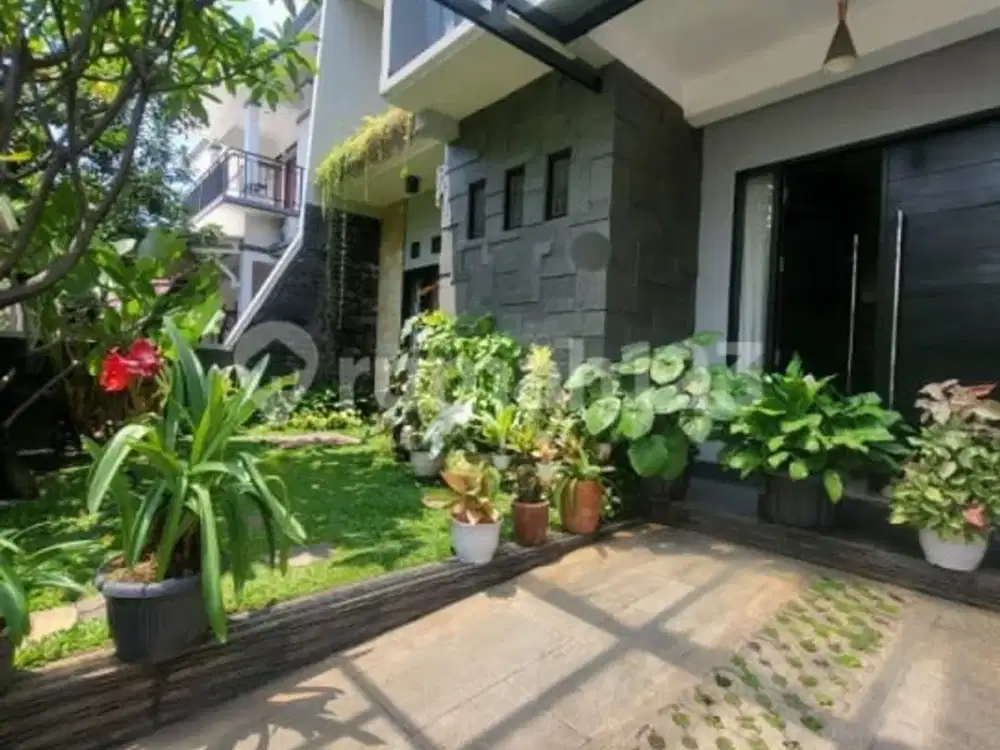 Dijual Rumah Mewah Siap Huni Di Komplek Mitradago Parahyangan Jln Terusan Jakarta Antapani Bandung