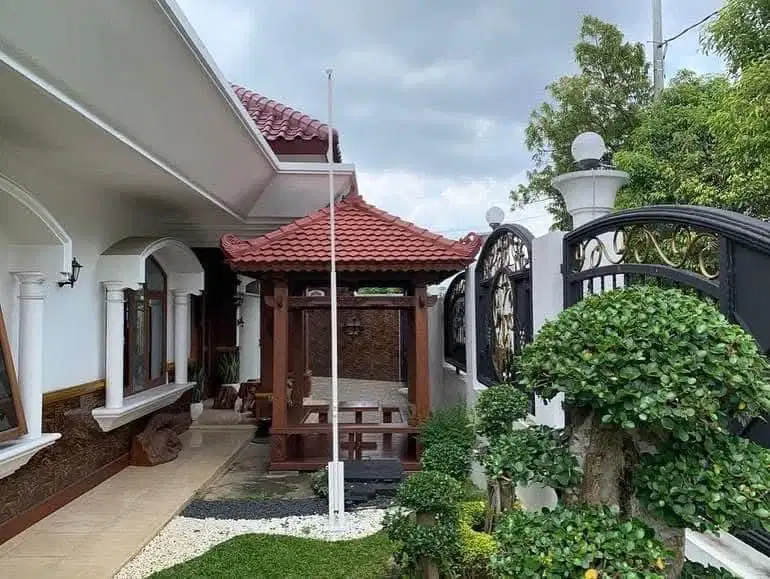 DIJUAL RUMAH SIAP HUNI BUKIT SARI RAYA SEMARANG