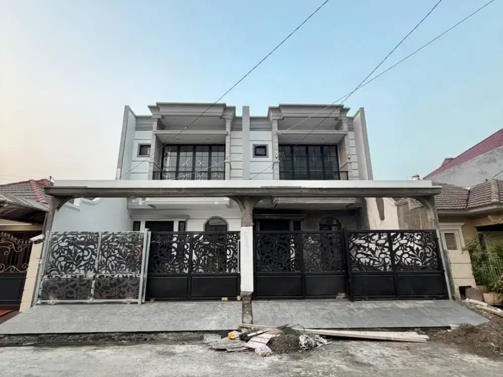 Rumah baru modern di Perumahan Sutorejo Prima