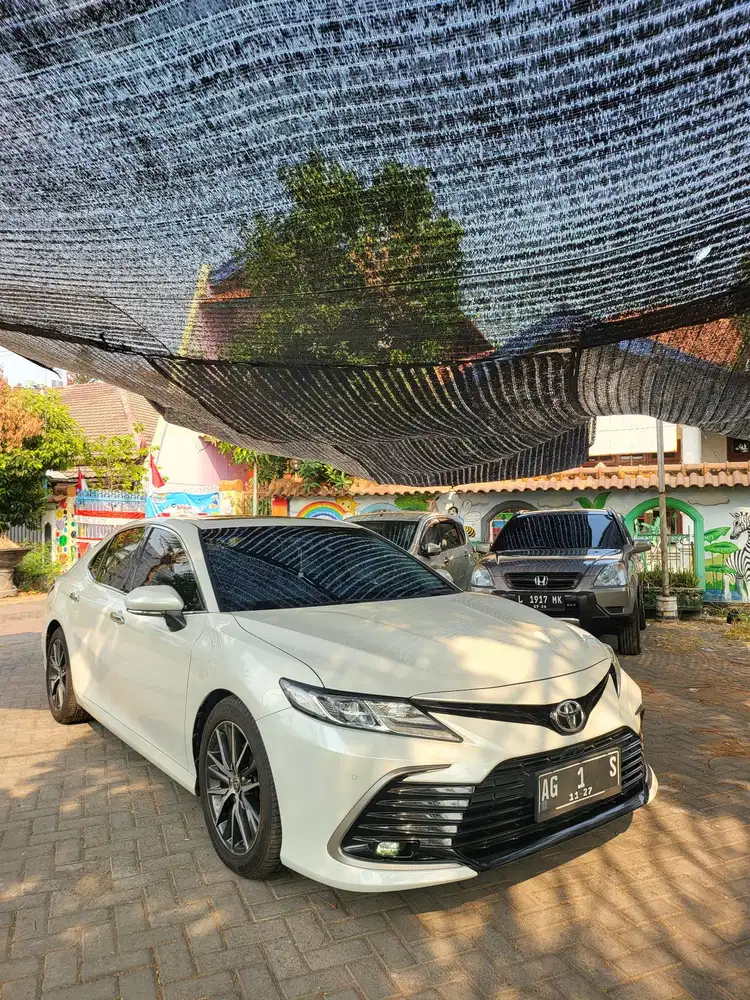 [Gress Mobil Kutisari]Camry V 2.5 AT Tahun 2022 Nopol Asli L