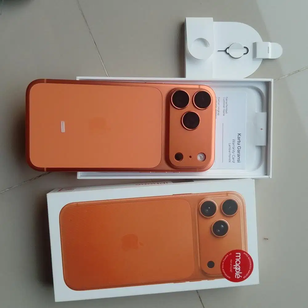 Iphone 17 promax 256 second