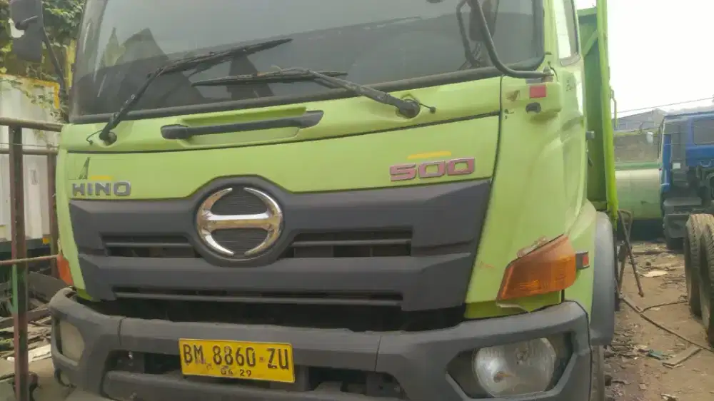 Hino 500 tronton 6x4 bak cargo 2018 long sasia bak 9.7m